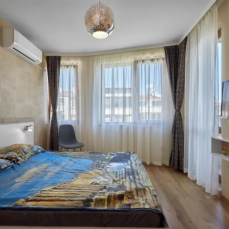 Romance & Free Parking Lejlighed Burgas City