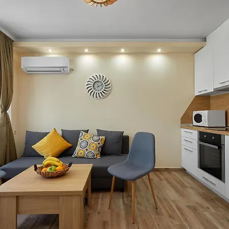 Romance & Free Parking Lejlighed *